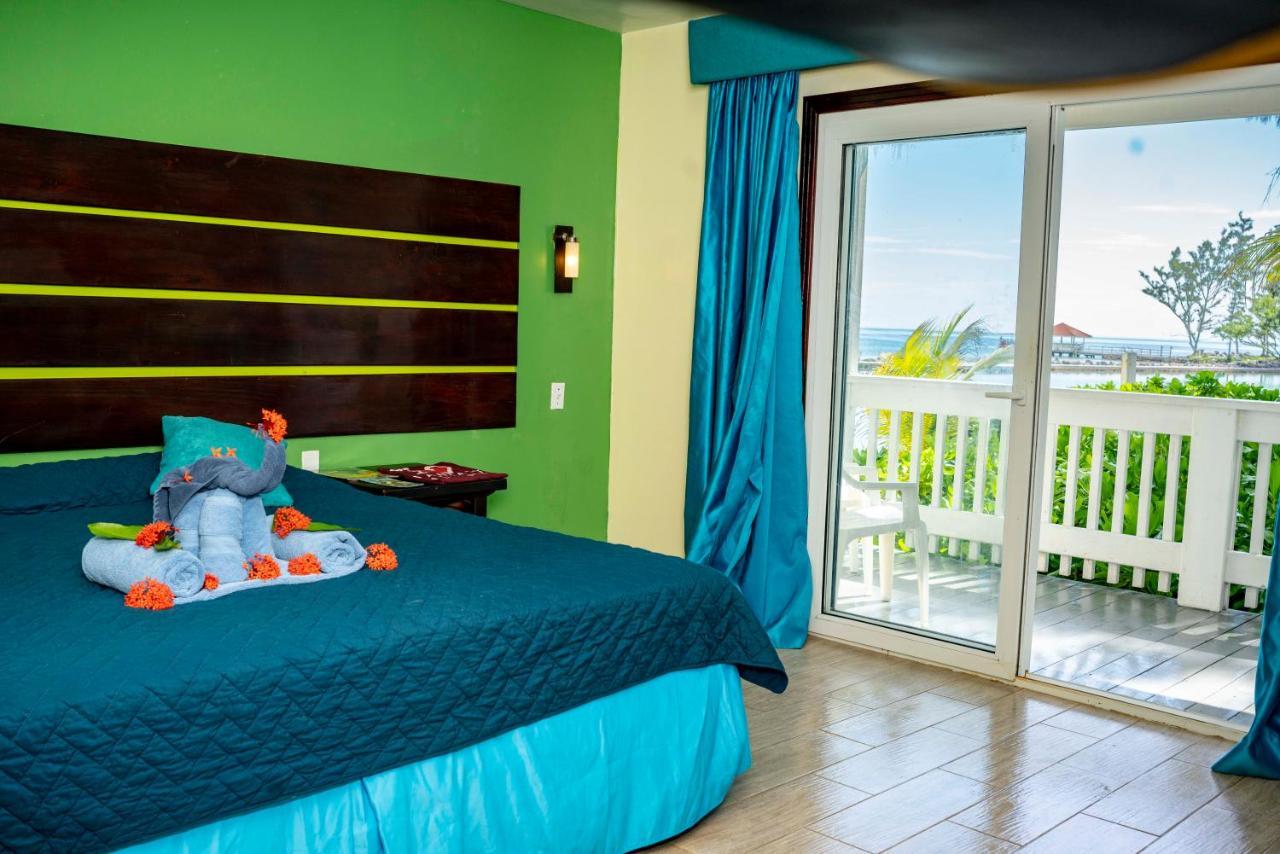 Fantasy Island Beach Resort And Marina First Bight Екстер'єр фото
