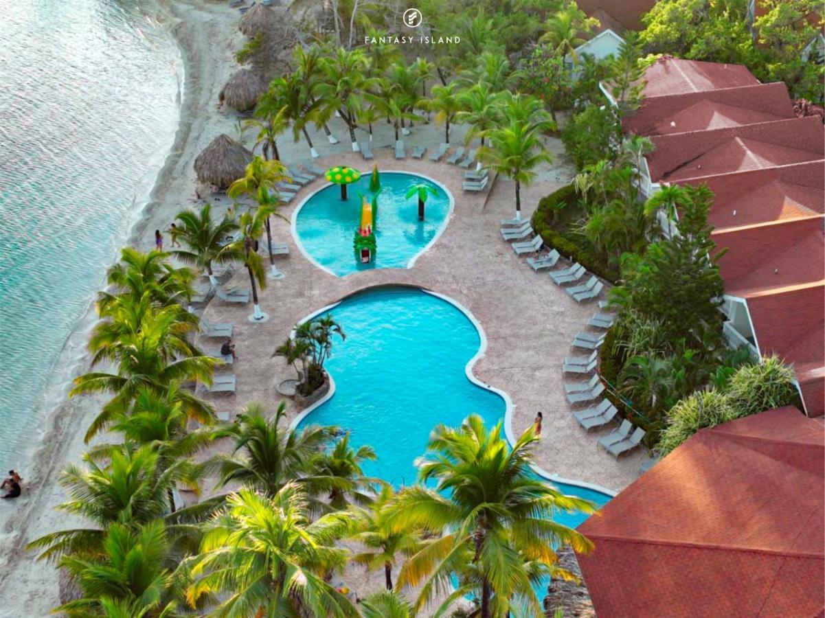 Fantasy Island Beach Resort And Marina First Bight Екстер'єр фото